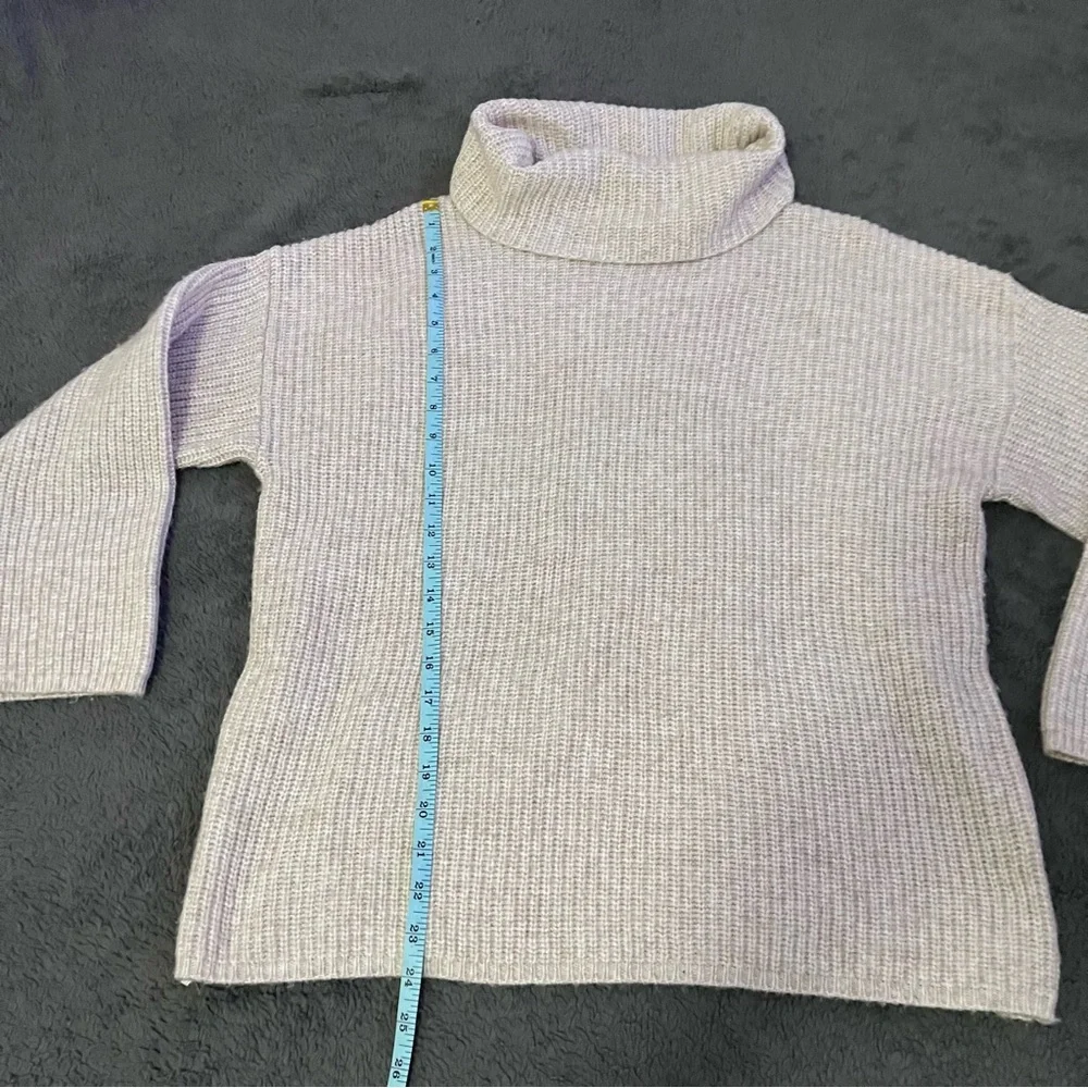 ASOS Design Cream Chunky Knit Turtleneck Sweater Cozy Oversized Small